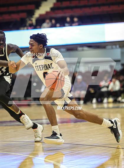 Thumbnail 3 in Archbishop Stepinac vs. Eagle Academy II (Public vs Catholic Hoops Showdown) photogallery.