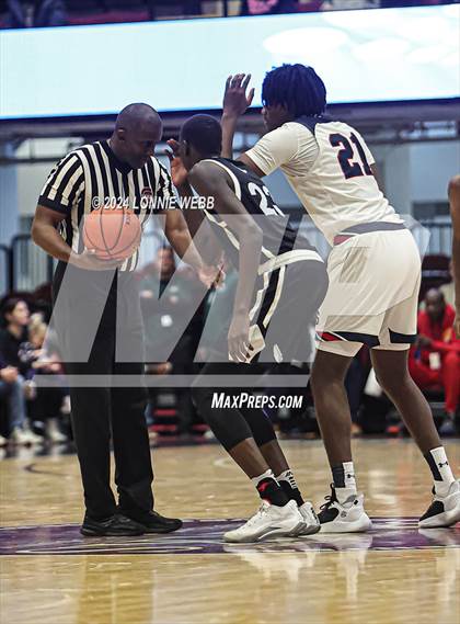 Thumbnail 2 in Archbishop Stepinac vs. Eagle Academy II (Public vs Catholic Hoops Showdown) photogallery.