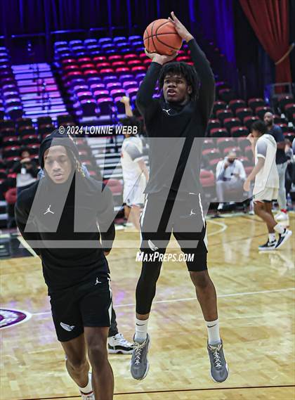 Thumbnail 2 in Archbishop Stepinac vs. Eagle Academy II (Public vs Catholic Hoops Showdown) photogallery.