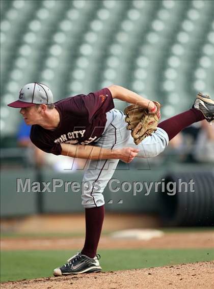 Thumbnail 2 in Blue Ridge vs. Johnson City (UIL 1A State Final) photogallery.