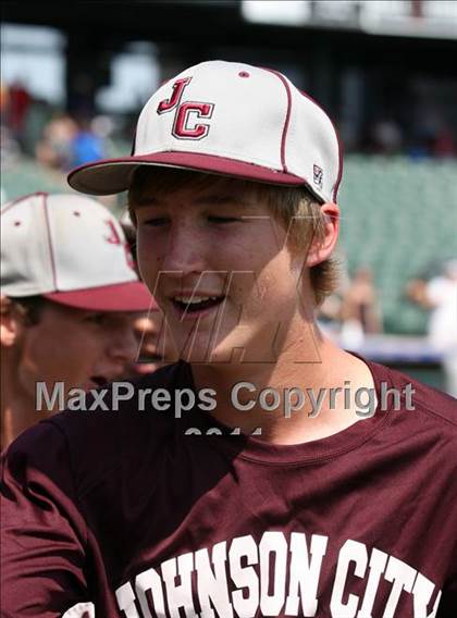 Thumbnail 1 in Blue Ridge vs. Johnson City (UIL 1A State Final) photogallery.