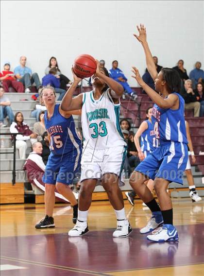 Thumbnail 2 in Norfolk Collegiate vs. Woodside (Lady Greyhound Classic) photogallery.
