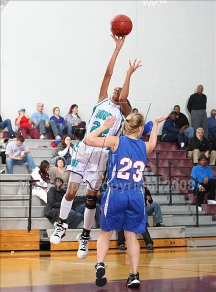 Thumbnail 3 in Norfolk Collegiate vs. Woodside (Lady Greyhound Classic) photogallery.