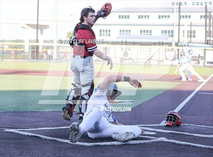 Thumbnail 2 in Mid-Carolina vs Oceanside Collegiate Academy (Game 1) photogallery.