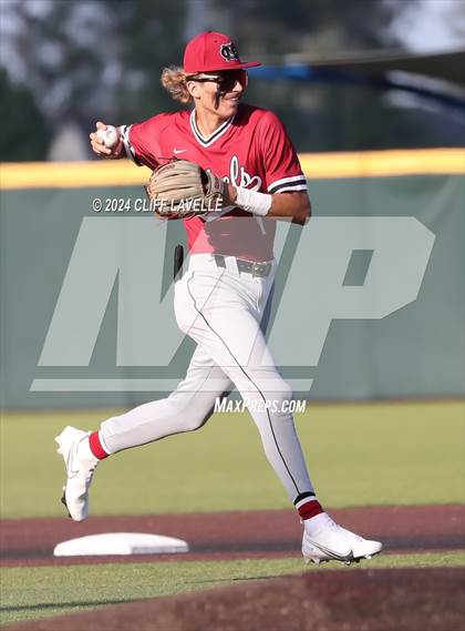 Thumbnail 3 in Mid-Carolina vs Oceanside Collegiate Academy (Game 1) photogallery.