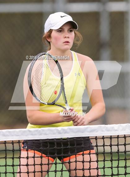 Thumbnail 2 in Lincoln East vs. Grand Island  photogallery.