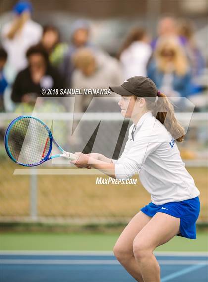 Thumbnail 1 in Lincoln East vs. Grand Island  photogallery.