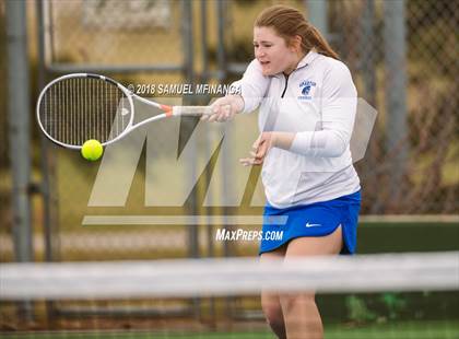 Thumbnail 1 in Lincoln East vs. Grand Island  photogallery.