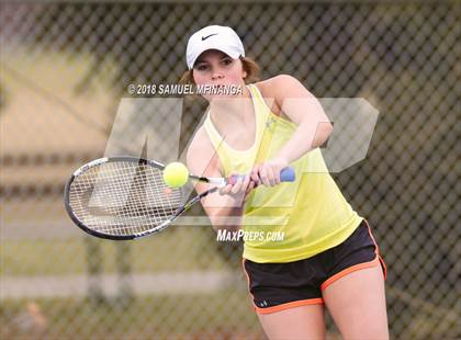 Thumbnail 3 in Lincoln East vs. Grand Island  photogallery.