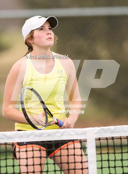 Thumbnail 2 in Lincoln East vs. Grand Island  photogallery.