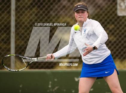 Thumbnail 1 in Lincoln East vs. Grand Island  photogallery.