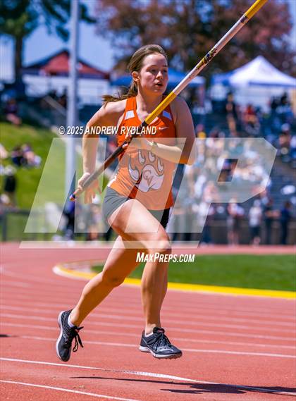 Thumbnail 3 in Ram Charger Invitational (Pole Vault) photogallery.