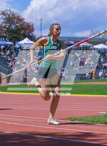 Thumbnail 3 in Ram Charger Invitational (Pole Vault) photogallery.