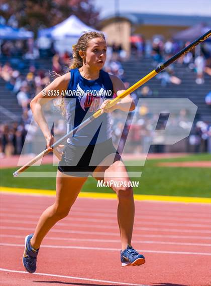 Thumbnail 3 in Ram Charger Invitational (Pole Vault) photogallery.