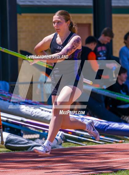 Thumbnail 2 in Ram Charger Invitational (Pole Vault) photogallery.