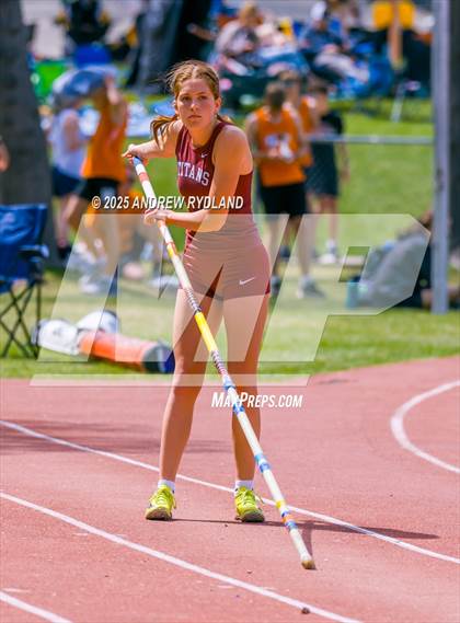 Thumbnail 2 in Ram Charger Invitational (Pole Vault) photogallery.