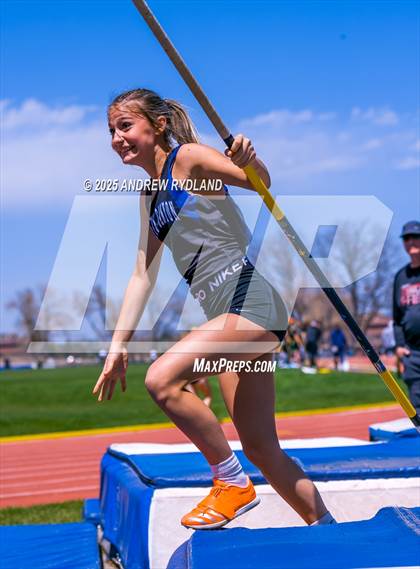 Thumbnail 3 in Ram Charger Invitational (Pole Vault) photogallery.