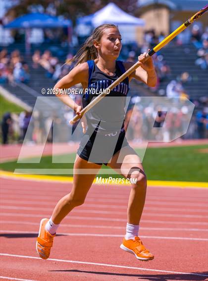 Thumbnail 2 in Ram Charger Invitational (Pole Vault) photogallery.