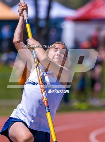Thumbnail 2 in Ram Charger Invitational (Pole Vault) photogallery.