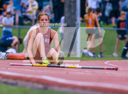 Thumbnail 3 in Ram Charger Invitational (Pole Vault) photogallery.
