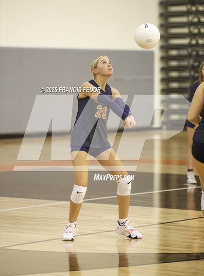 Thumbnail 2 in Sumner @ Morgan photogallery.