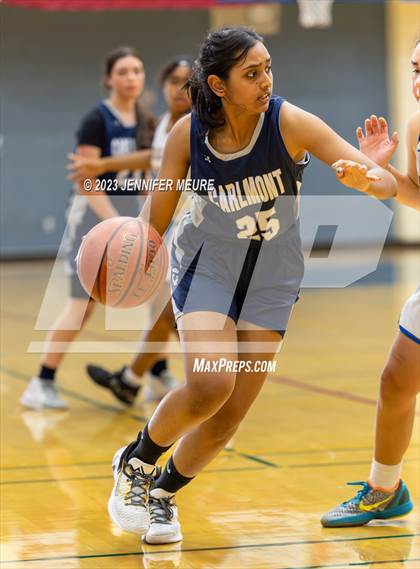 Thumbnail 1 in Carlmont @ Newark Memorial (Newark Optimist Club Holiday Classic) photogallery.