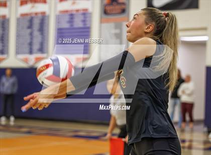 Thumbnail 1 in Harrisburg vs. Marymount photogallery.