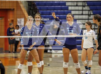 Thumbnail 1 in Harrisburg vs. Marymount photogallery.