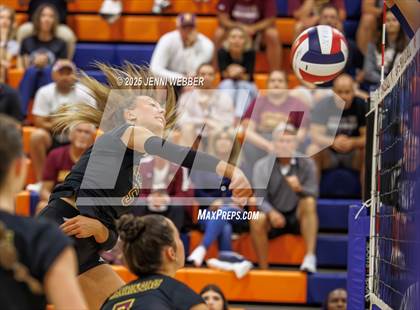 Thumbnail 2 in Harrisburg vs. Marymount photogallery.