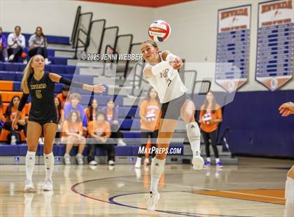 Thumbnail 3 in Harrisburg vs. Marymount photogallery.