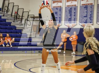 Thumbnail 1 in Harrisburg vs. Marymount photogallery.