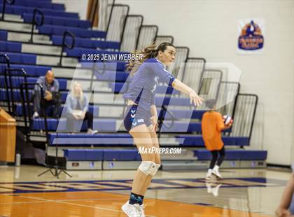 Thumbnail 2 in Harrisburg vs. Marymount photogallery.