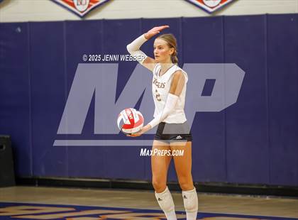 Thumbnail 1 in Harrisburg vs. Marymount photogallery.
