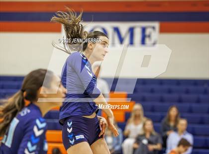 Thumbnail 2 in Harrisburg vs. Marymount photogallery.