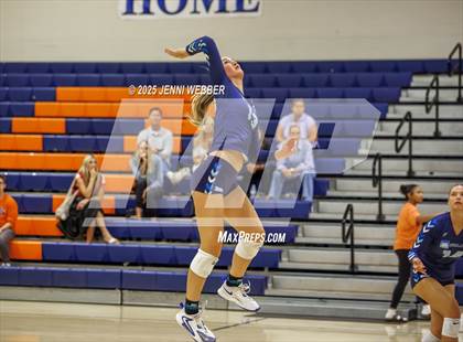 Thumbnail 2 in Harrisburg vs. Marymount photogallery.