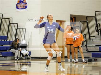 Thumbnail 3 in Harrisburg vs. Marymount photogallery.