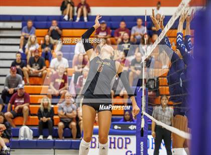 Thumbnail 2 in Harrisburg vs. Marymount photogallery.