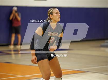 Thumbnail 3 in Harrisburg vs. Marymount photogallery.