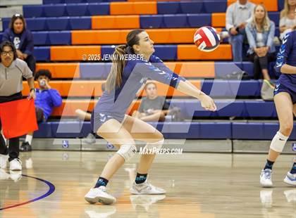 Thumbnail 1 in Harrisburg vs. Marymount photogallery.