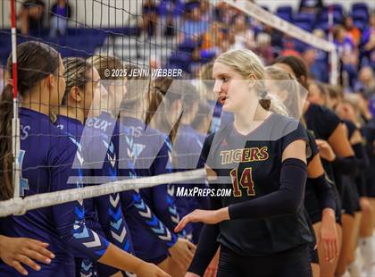 Thumbnail 2 in Harrisburg vs. Marymount photogallery.