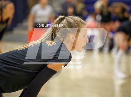 Thumbnail 2 in Harrisburg vs. Marymount photogallery.