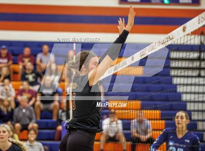 Thumbnail 1 in Harrisburg vs. Marymount photogallery.