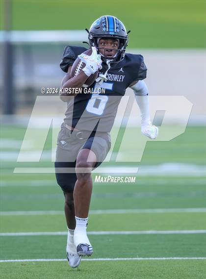 Thumbnail 1 in Guyer @ North Crowley photogallery.