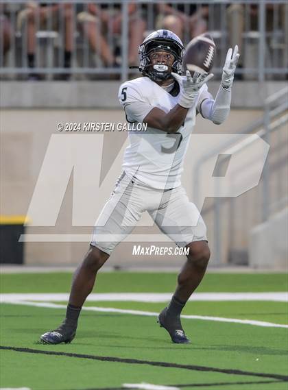 Thumbnail 2 in Guyer @ North Crowley photogallery.