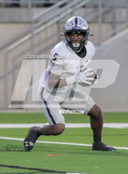Thumbnail 1 in Guyer @ North Crowley photogallery.
