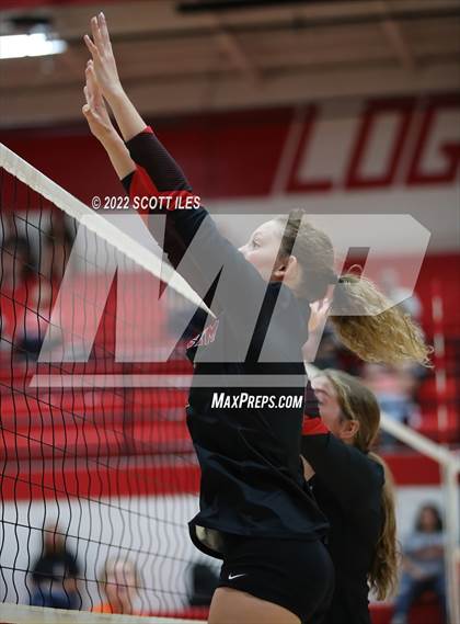 Thumbnail 2 in Amanda-Clearcreek @ Logan Elm photogallery.