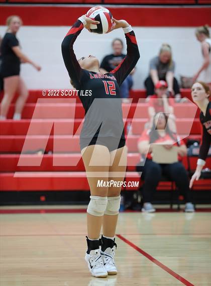 Thumbnail 2 in Amanda-Clearcreek @ Logan Elm photogallery.