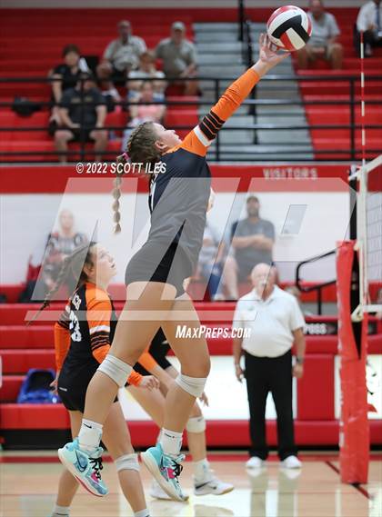 Thumbnail 3 in Amanda-Clearcreek @ Logan Elm photogallery.