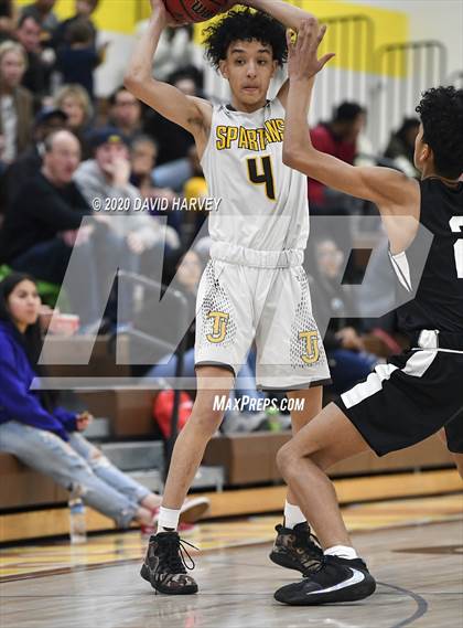 Thumbnail 2 in Thomas Jefferson vs. Thompson Valley photogallery.