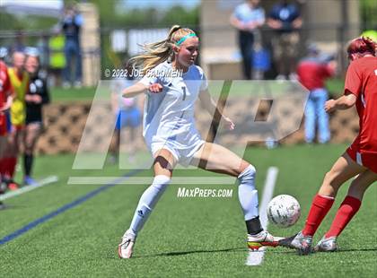 Thumbnail 2 in Boerne-Champion vs Grapevine (UIL 5A Girls Soccer State Semifinal) photogallery.